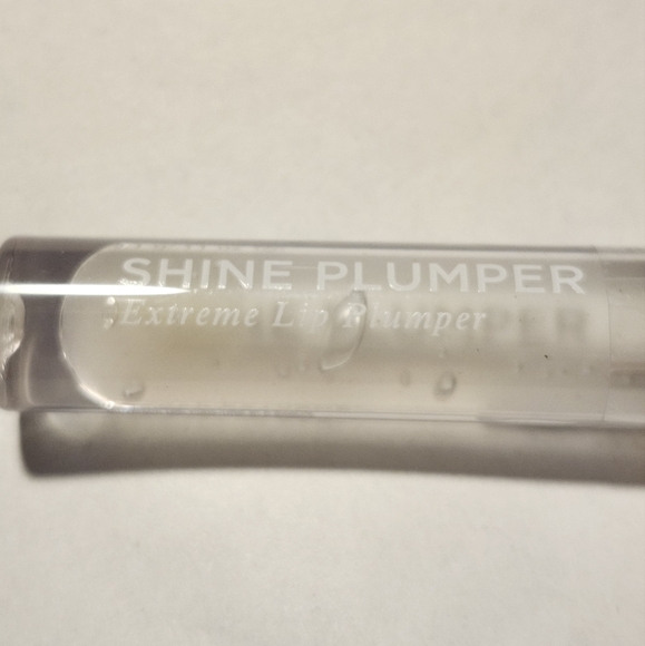 Victoria's Secret Shine Plumper Expreme Lip Plumper In Crystal Clear - Picture 5 of 7